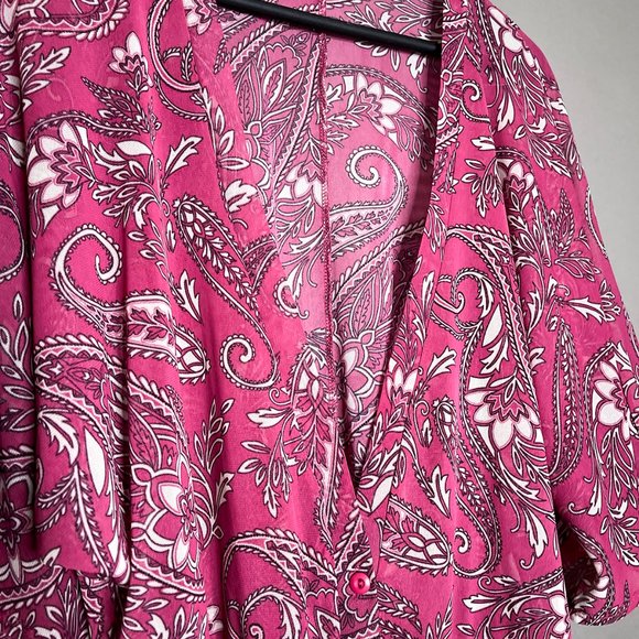 New York & Co‎ Plunging V-Neck Blouse Three Button Closure Sheer Red Size Large - Picture 4 of 10